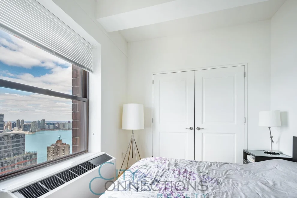 Unit for sale at 20 West Street, Manhattan, NY 10004