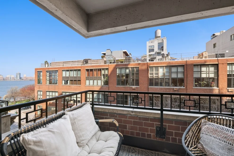 Unit for sale at 366 W 11TH Street, Manhattan, NY 10014