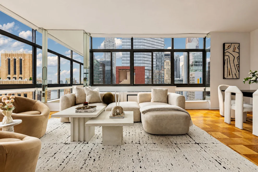 Unit for sale at 303 E 43RD Street, Manhattan, NY 10017