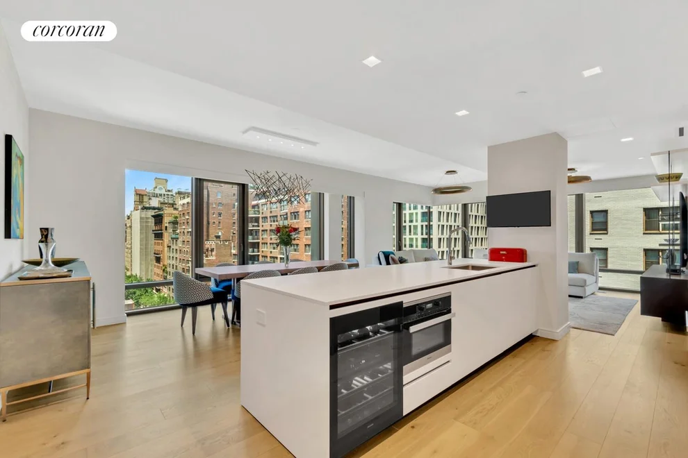 Unit for sale at 200 E 21ST Street, Manhattan, NY 10010