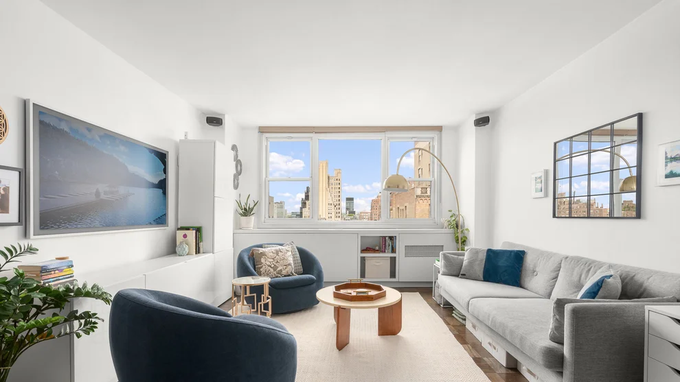 Unit for sale at 77 7TH Avenue, Manhattan, NY 10011