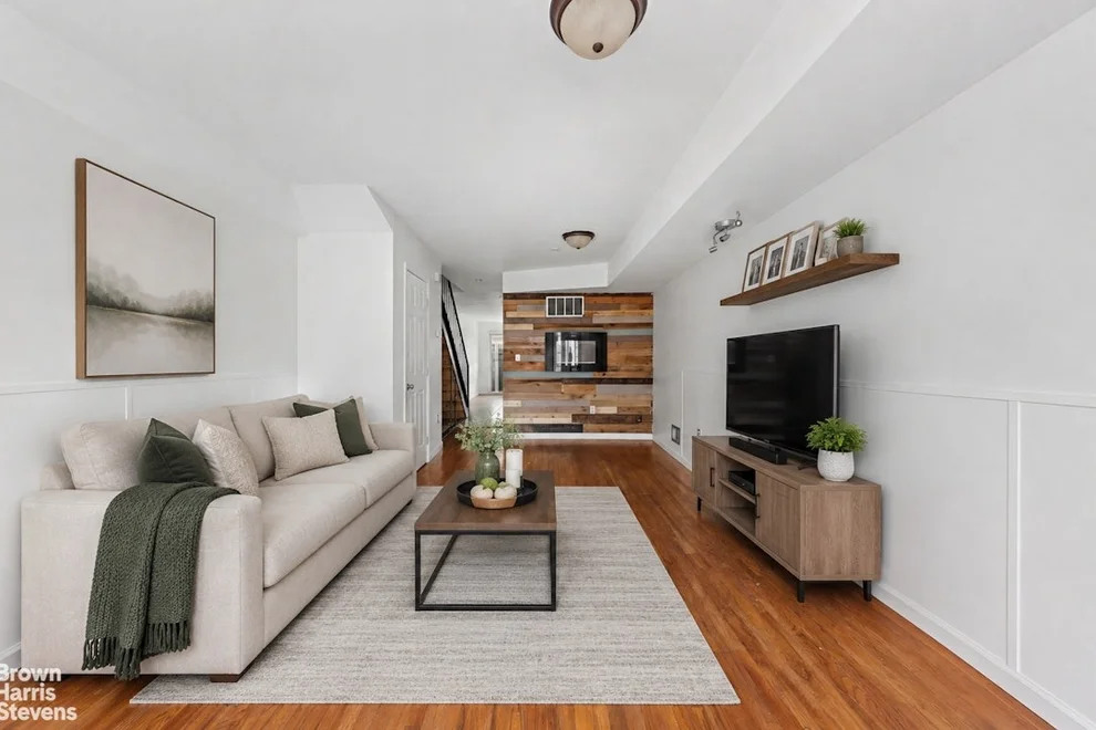 Unit for sale at 17 TESSA Court, StatenIsland, NY 10304
