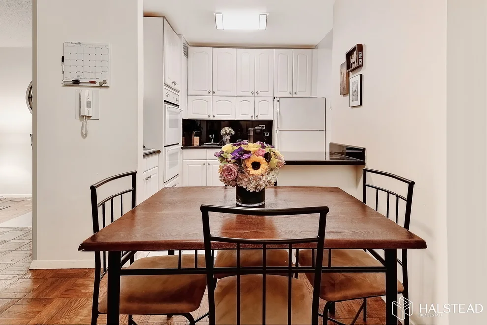 Unit for sale at 300 E 40TH Street, Manhattan, NY 10016