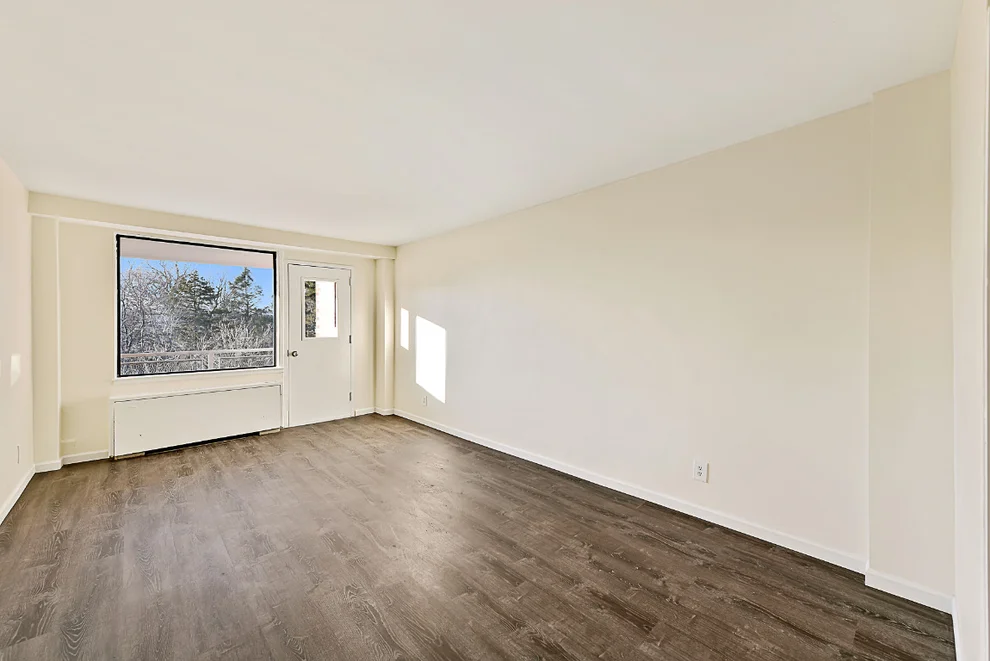 Unit for sale at 4901 HENRY HUDSON Parkway W, Bronx, NY 10471