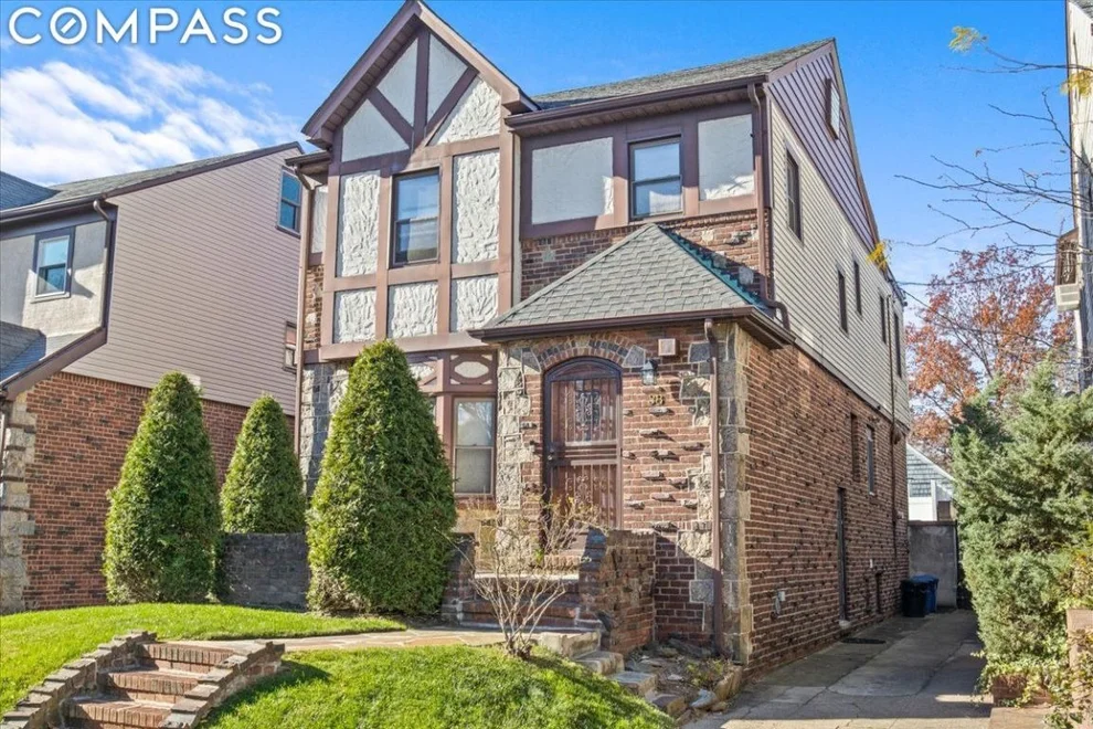 Unit for sale at 38 Exeter Street, Brooklyn, NY 11235