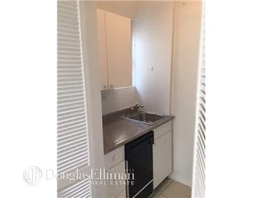 Unit for sale at 225 E 46th Street, Manhattan, NY 10017