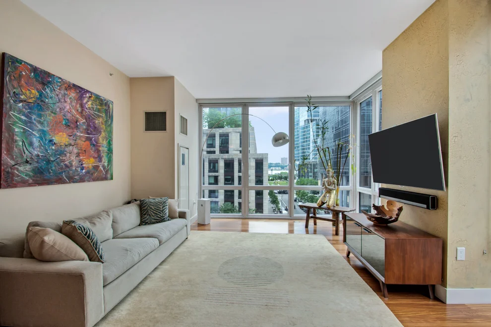 Unit for sale at 10 W End Avenue, Manhattan, NY 10023