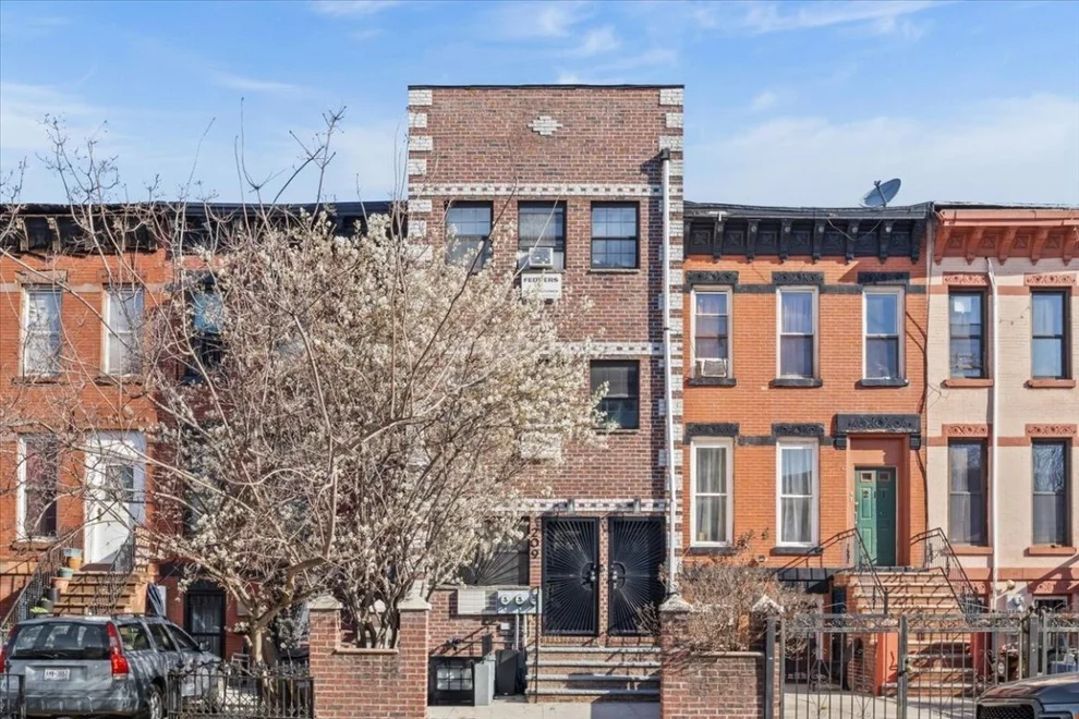 Unit for sale at 209 Lexington Avenue, Brooklyn, NY 11216