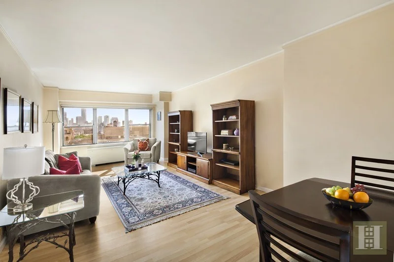 Unit for sale at 10 W 15TH Street, Manhattan, NY 10011