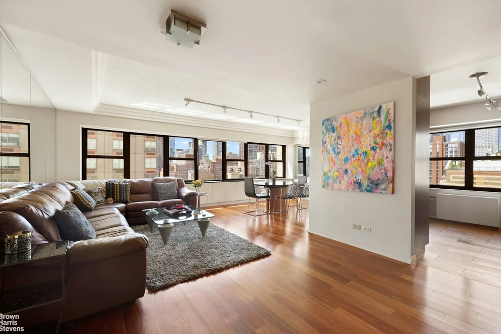 Unit for sale at 160 E 38TH Street, Manhattan, NY 10016