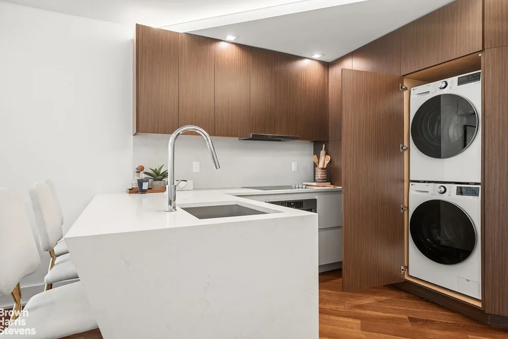 Unit for sale at 553 W 182ND Street, Manhattan, NY 10033
