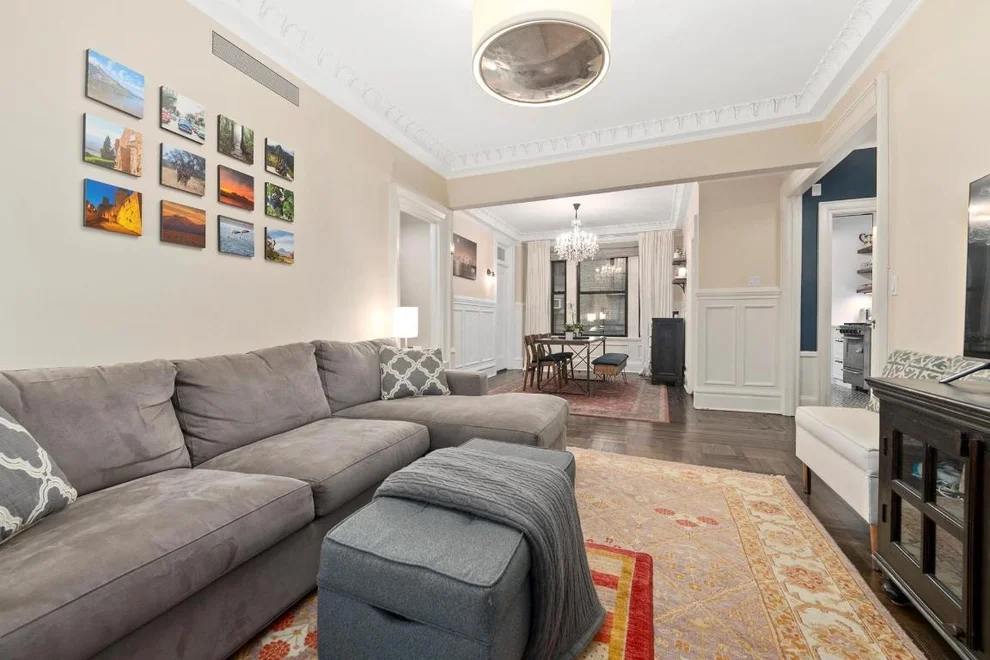 Unit for sale at 200 W 54TH Street, Manhattan, NY 10019