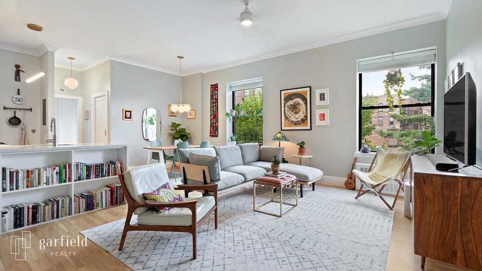 Unit for sale at 403 Ave C, Brooklyn, NY 11218