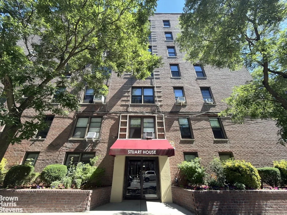 Unit for sale at 525 W 235TH Street, Bronx, NY 10463