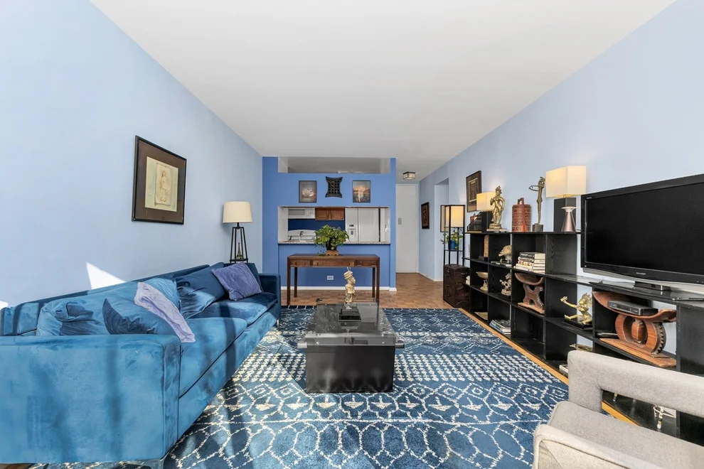 Unit for sale at 350 W 50th Street, Manhattan, NY 10019