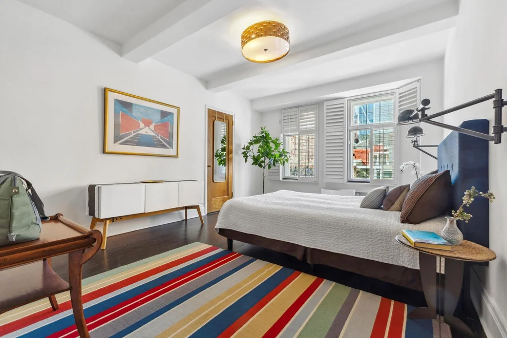 Unit for sale at 465 W 23RD Street, Manhattan, NY 10011