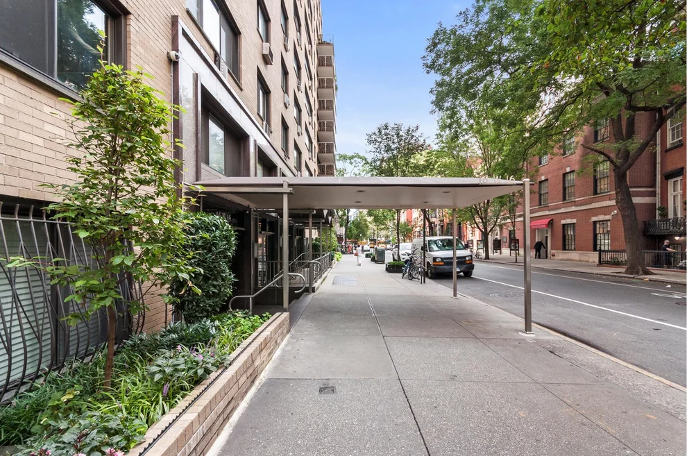 Unit for sale at 16 W 16TH Street, Manhattan, NY 10011