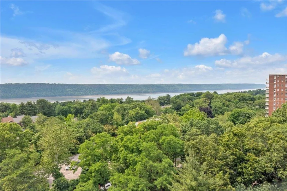 Unit for sale at 3935 Blackstone Avenue, Bronx, NY 10471