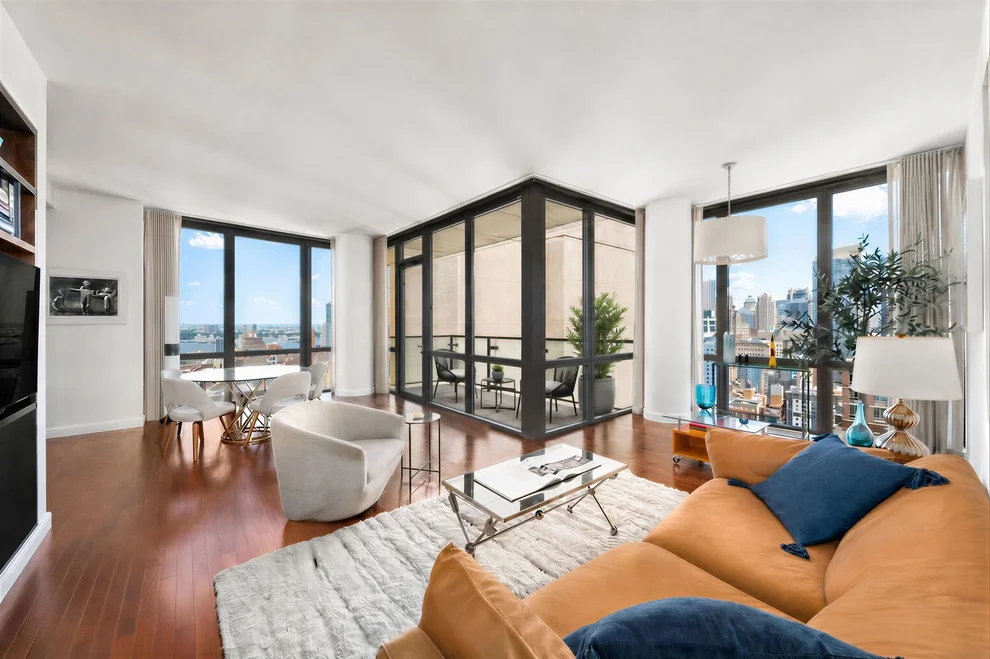 Unit for sale at 101 W 24TH Street, Manhattan, NY 10011