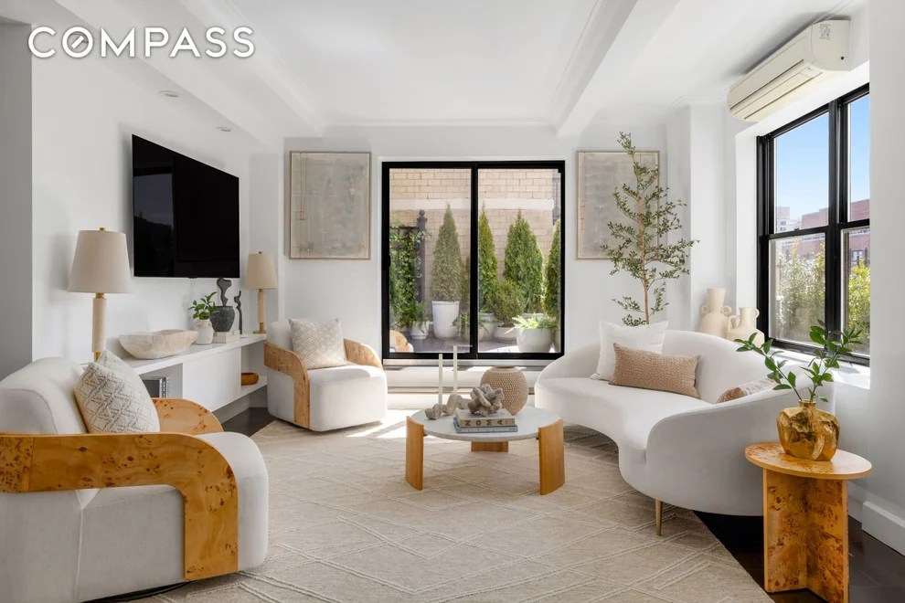 Unit for sale at 7 Park Avenue, Manhattan, NY 10016