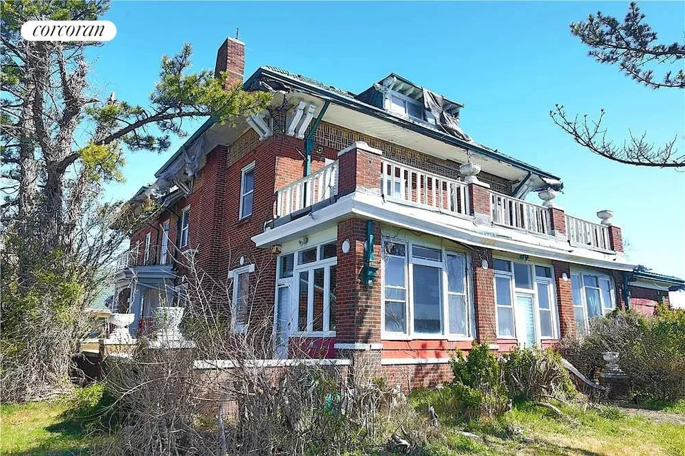 Unit for sale at 291 BEAUMONT Street, Brooklyn, NY 11235