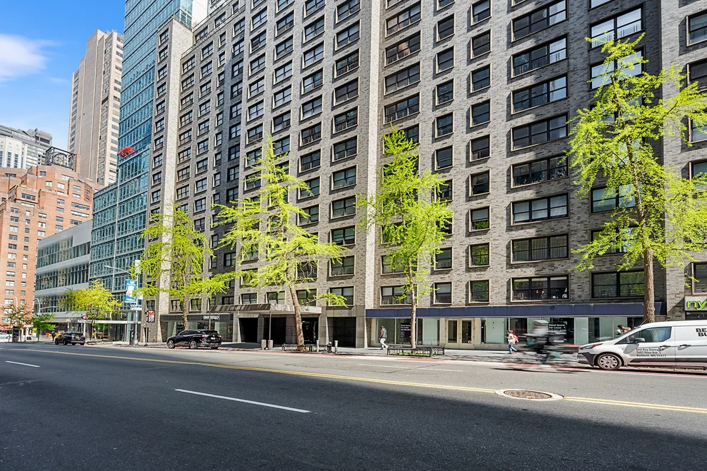 Unit for sale at 225 E 57th Street, Manhattan, NY 10022
