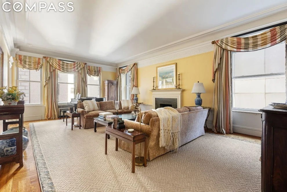 Unit for sale at 180 W 58th Street, Manhattan, NY 10019