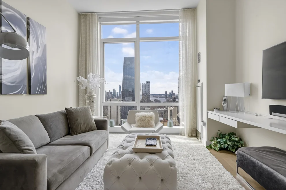 Unit for sale at 460 W 42ND Street, Manhattan, NY 10036