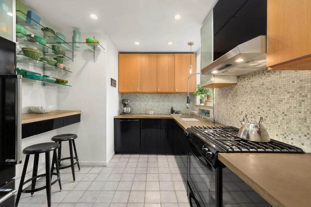 Unit for sale at 295 St Johns Place, Brooklyn, NY 11238