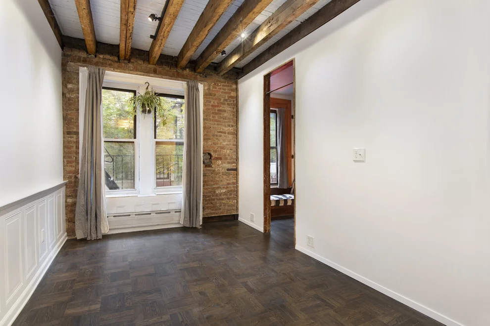Unit for sale at 181 THOMPSON Street, Manhattan, NY 10012
