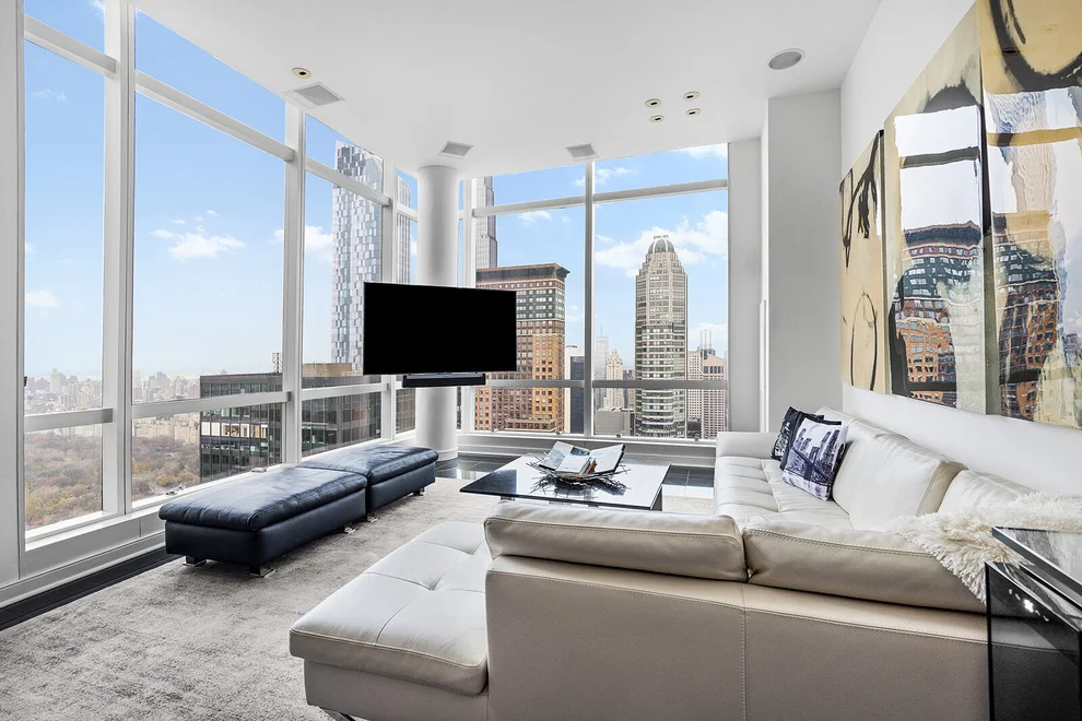 Unit for sale at 230 W 56th Street, Manhattan, NY 10019