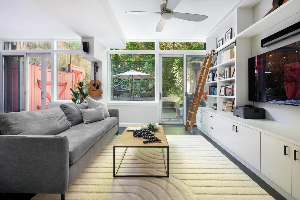 Unit for sale at 344 W 23RD Street, Manhattan, NY 10011