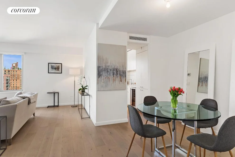 Unit for sale at 200 E 62nd Street, Manhattan, NY 10065