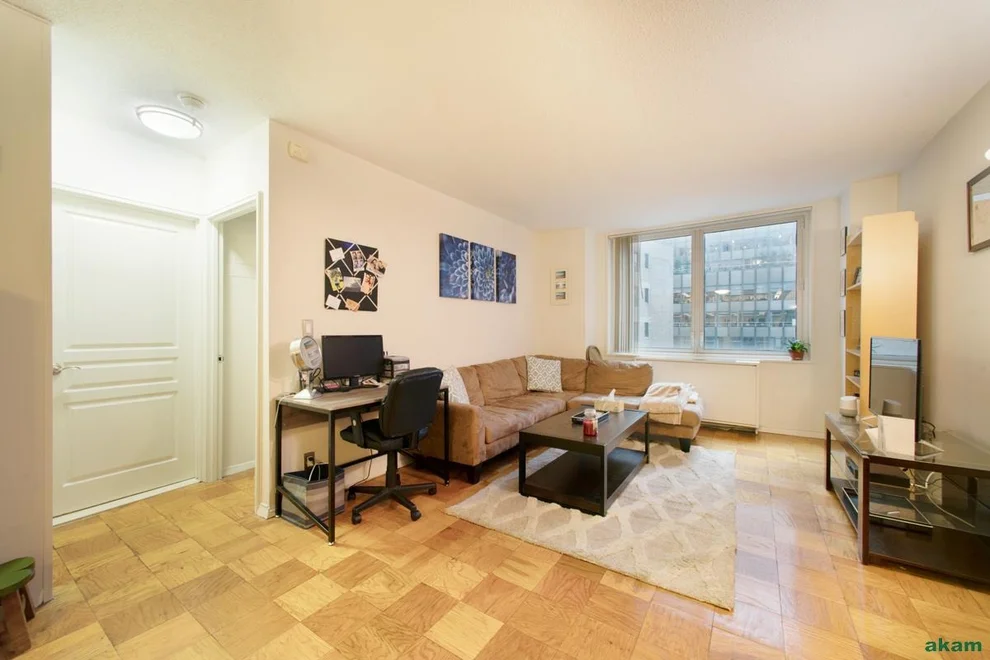 Unit for sale at 212 E 47th Street, Manhattan, NY 10017