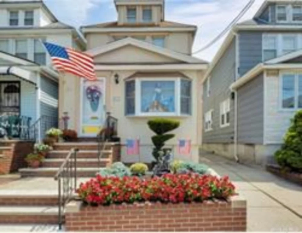 Unit for sale at 65-11 79th Place, Queens, NY 11379