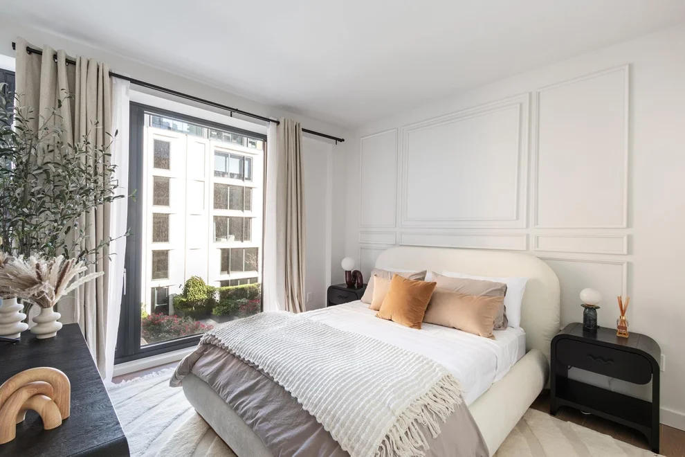 Unit for sale at 500 W 45th Street, Manhattan, NY 10036