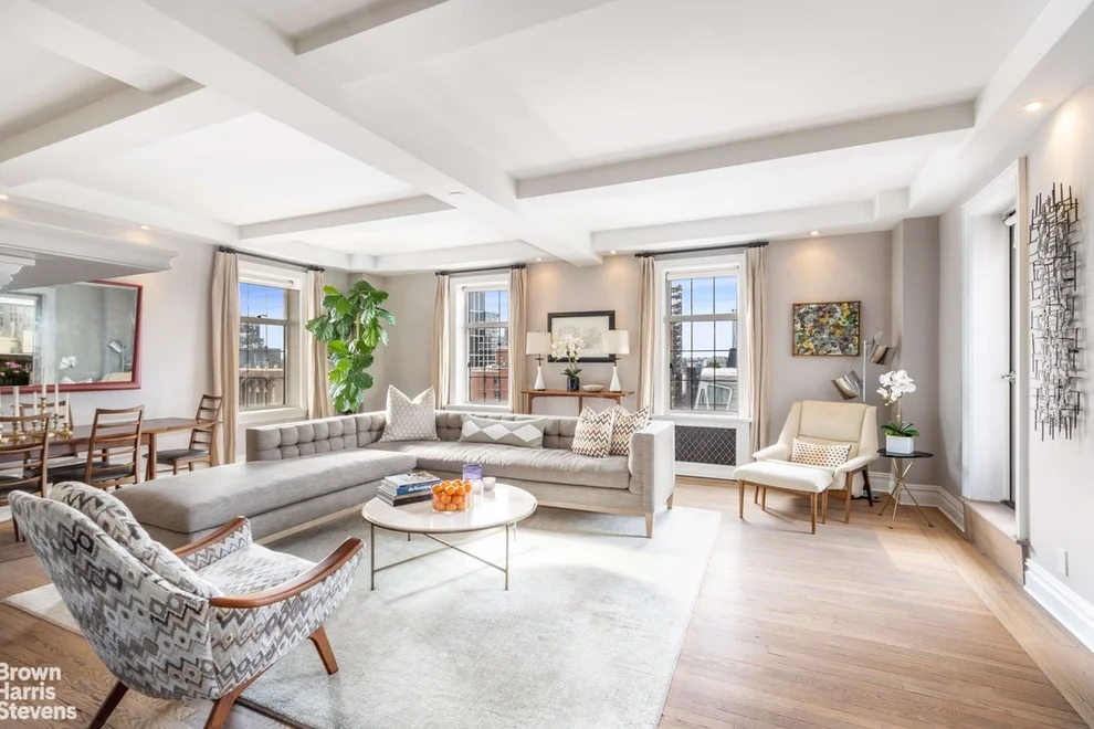 Unit for sale at 465 W 23RD Street, Manhattan, NY 10011