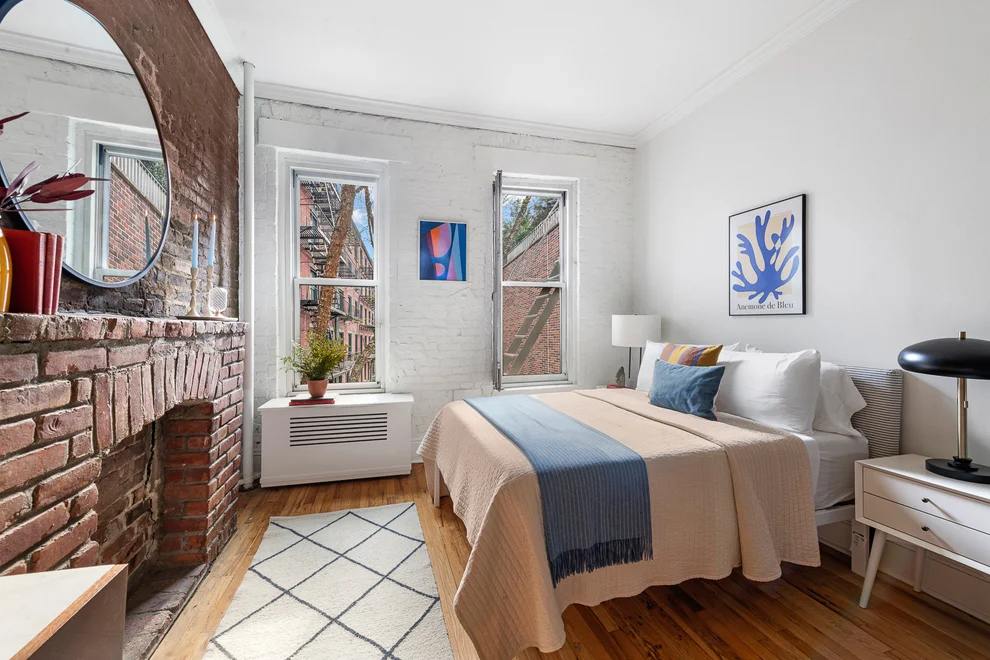 Unit for sale at 92 Horatio Street, Manhattan, NY 10014