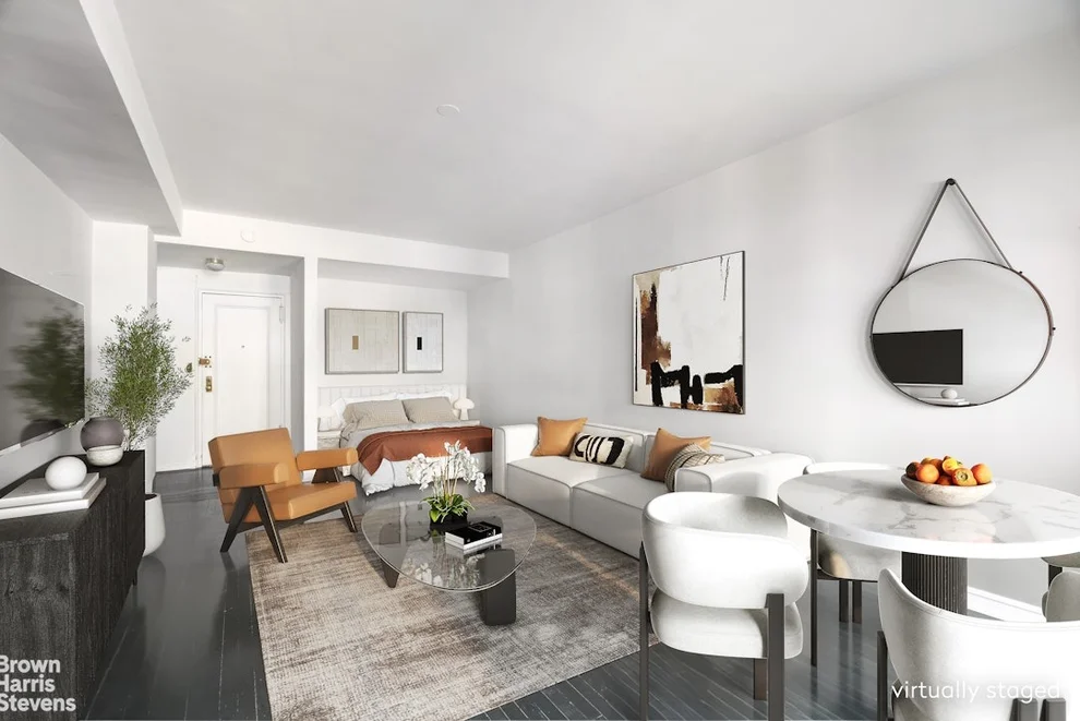 Unit for sale at 465 W 23RD Street, Manhattan, NY 10011