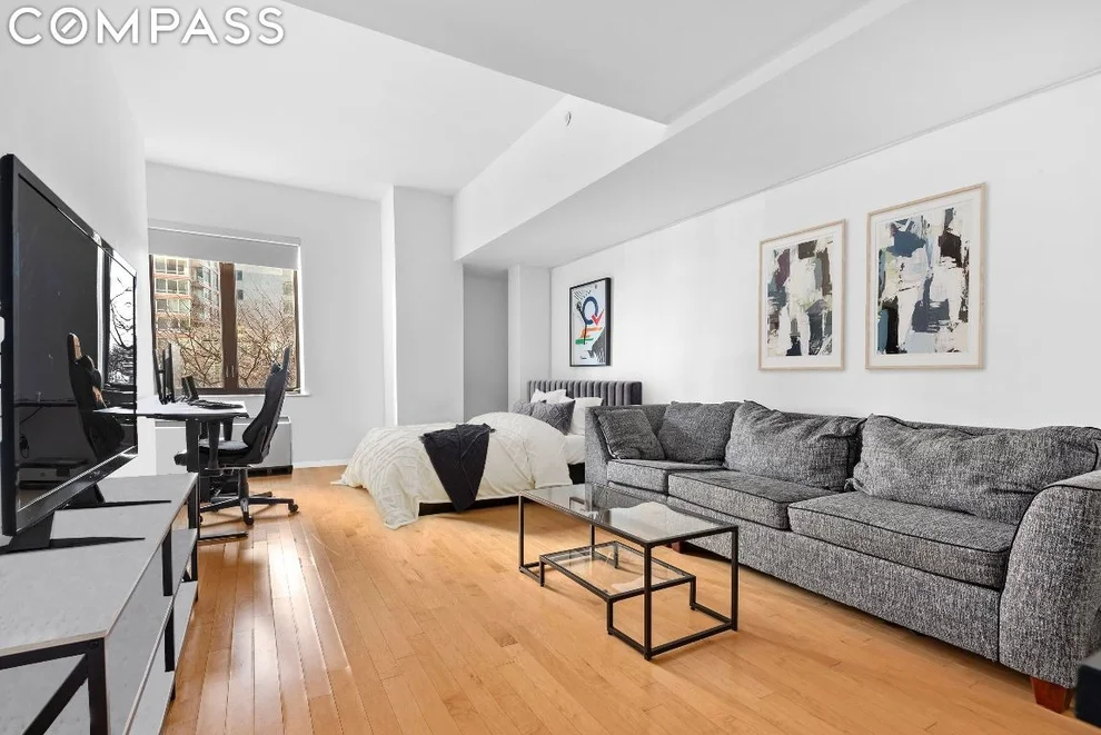 Unit for sale at 20 West Street, Manhattan, NY 10004