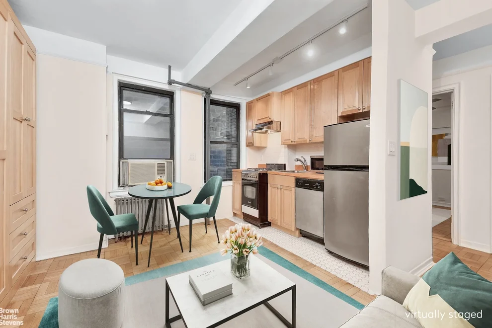 Unit for sale at 226 E 12TH Street, Manhattan, NY 10003