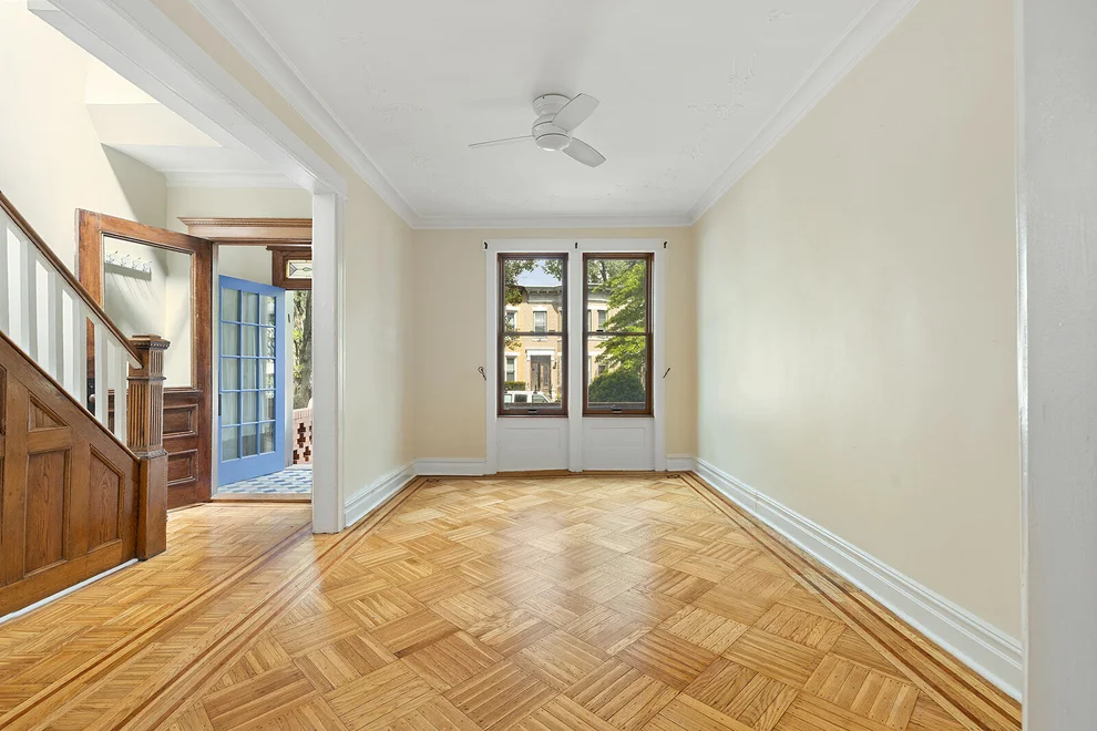 Unit for sale at 546 E 4TH Street, Brooklyn, NY 11218