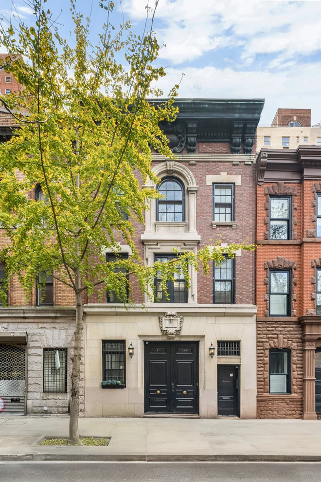 Unit for sale at 178 E 73rd Street, Manhattan, NY 10021