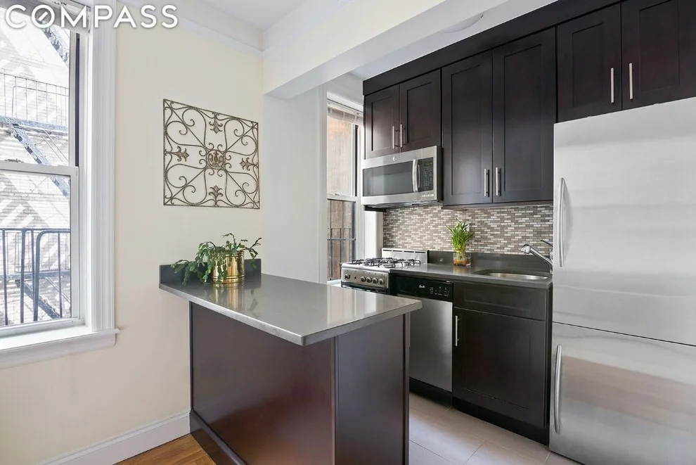 Unit for sale at 59 Pineapple Street, Brooklyn, NY 11201