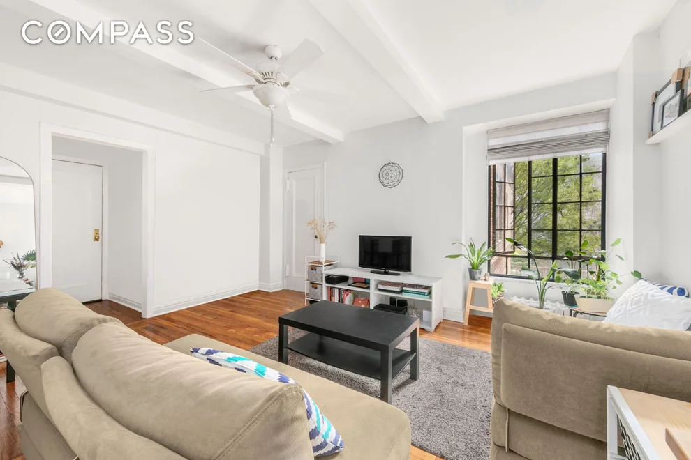 Unit for sale at 333 E 43rd Street, Manhattan, NY 10017