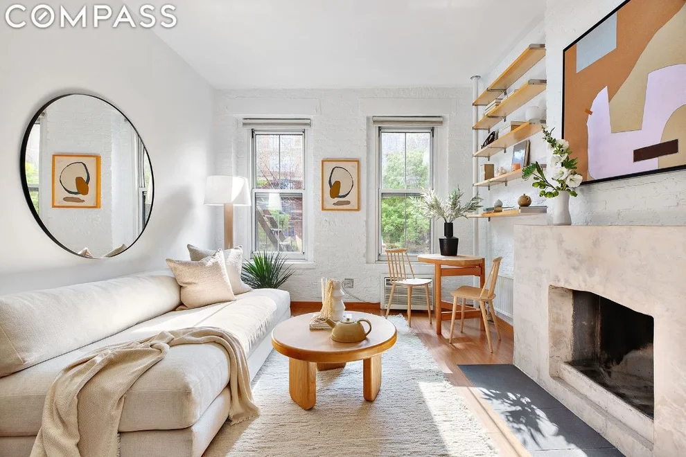 Unit for sale at 92 Horatio Street, Manhattan, NY 10014