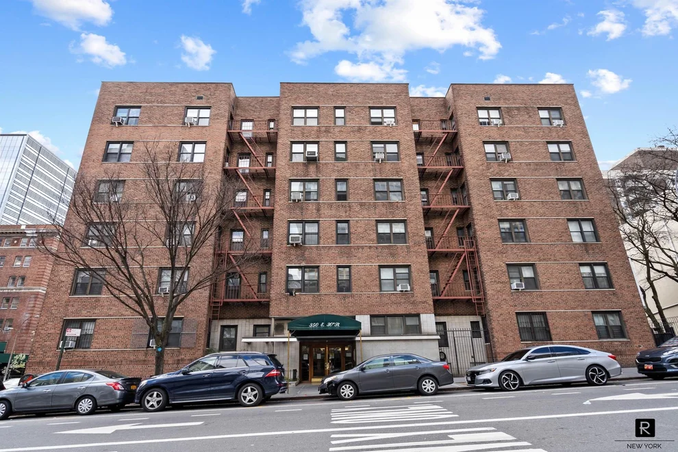 Unit for sale at 350 E 30th Street, Manhattan, NY 10016