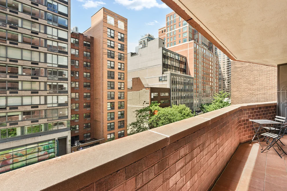 Unit for sale at 233 E 86TH Street, Manhattan, NY 10028