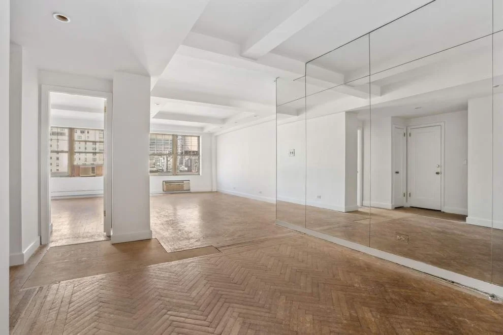 Unit for sale at 575 Park Avenue, Manhattan, NY 10065