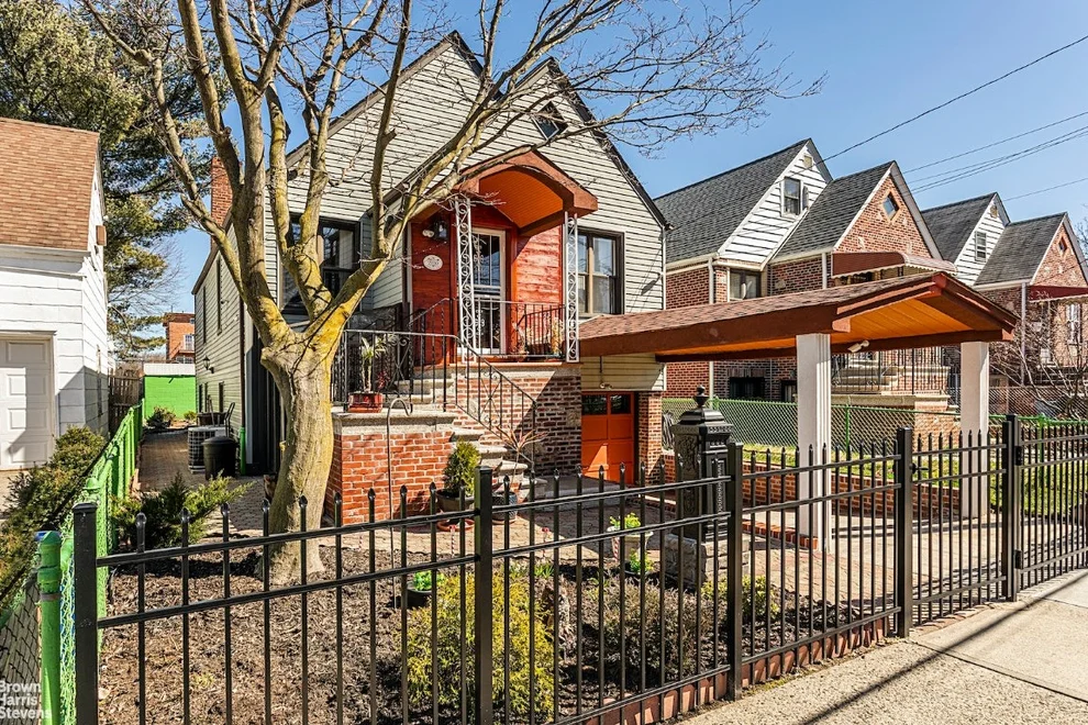 Unit for sale at 2930 PEARSALL Avenue, Bronx, NY 10469